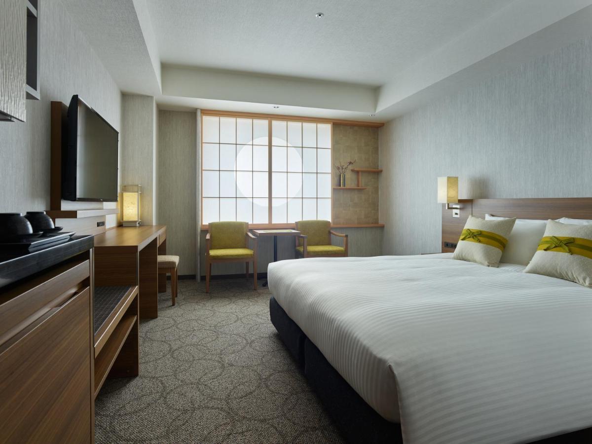 Mitsui Garden Hotel Kyoto Station Bagian luar foto